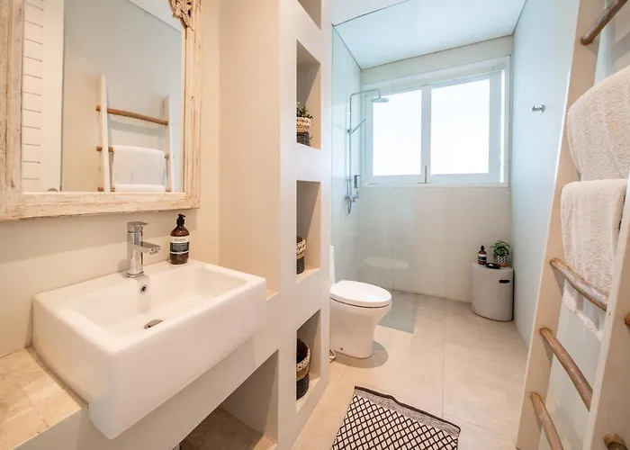 Sunsara 4 - Enchanting 4br In A Great Location Canggu