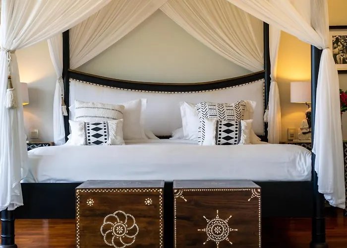Villa Sunsara 4 - Enchanting 4br In A Great Location Canggu
