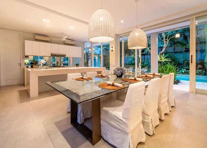 Sunsara 4 - Enchanting 4br In A Great Location Villa Canggu
