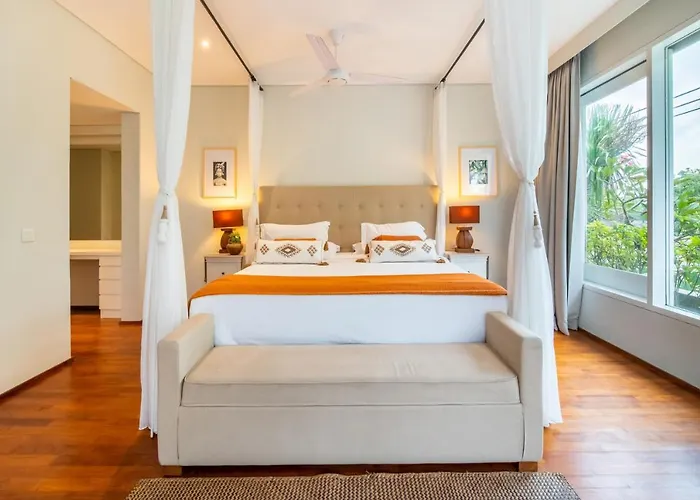 Sunsara 4 - Enchanting 4br In A Great Location Canggu
